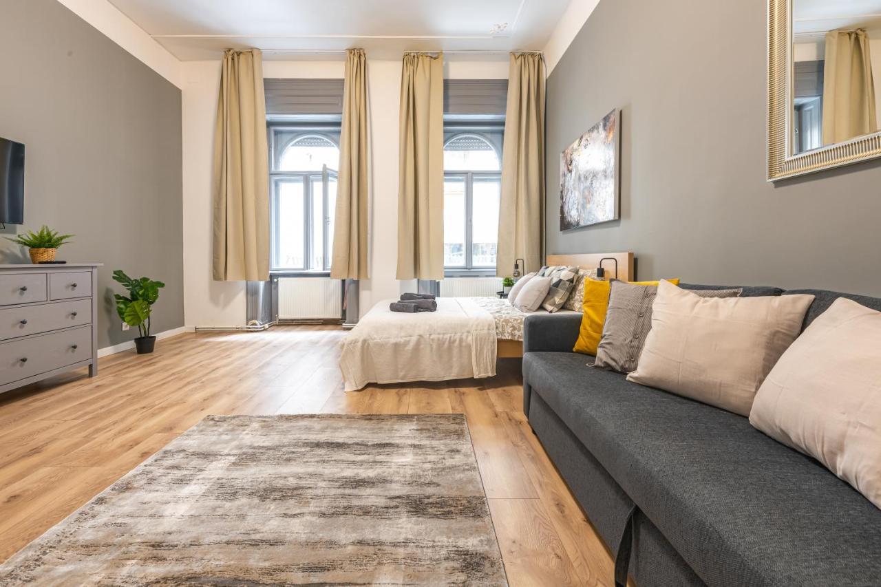 Deluxe Kazincy Apartment In The Heart Of Budapest — Fotók 3
